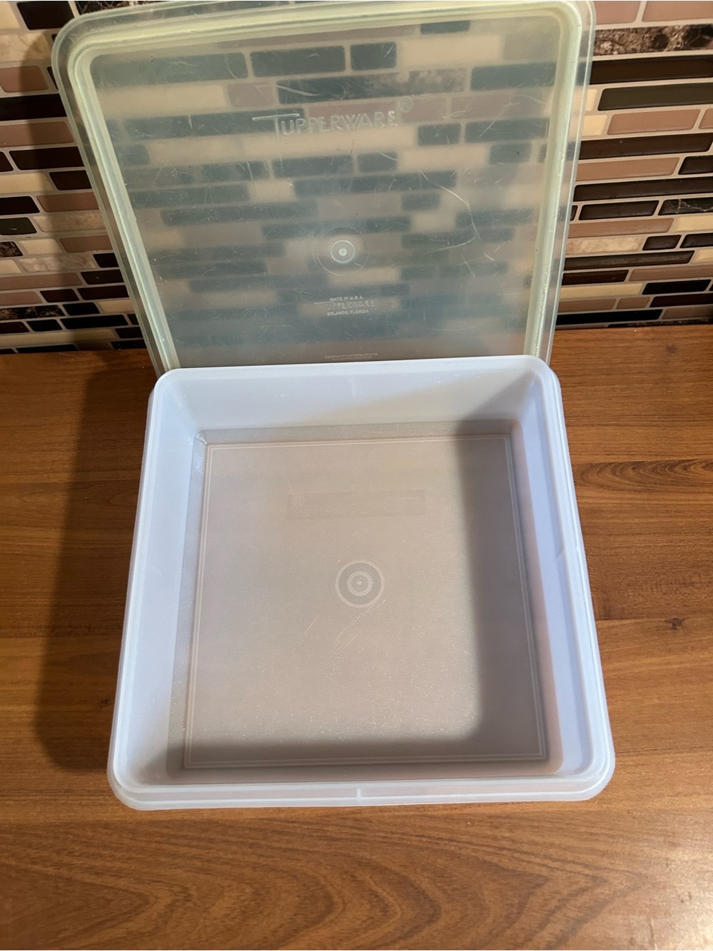 Tupperware White Square Food Storage Container with Clear Lid